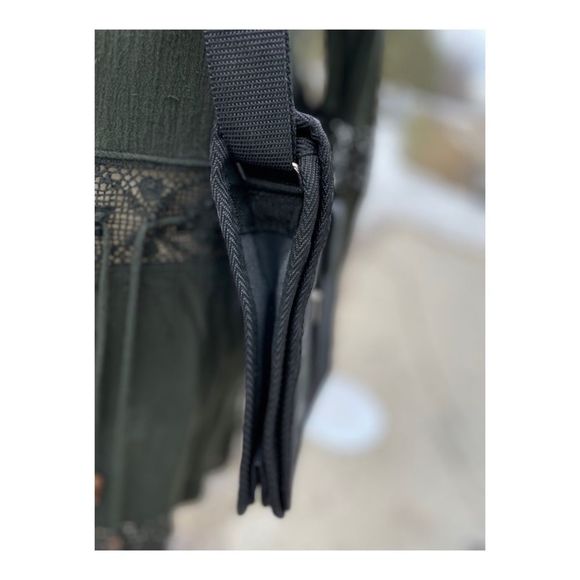 Le Chateau Black Utility Cross Body Satchel Bag PVC - Picture 3 of 12